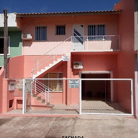 Excelente Apartamento Por Temporada Na Praia Da Barrinha Apartman Sao Lourenco do Sul Kültér fotó